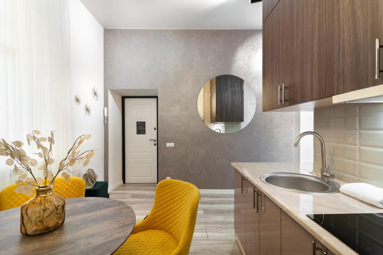 Avangard Franko* Art Apartment Lviv Exterior foto