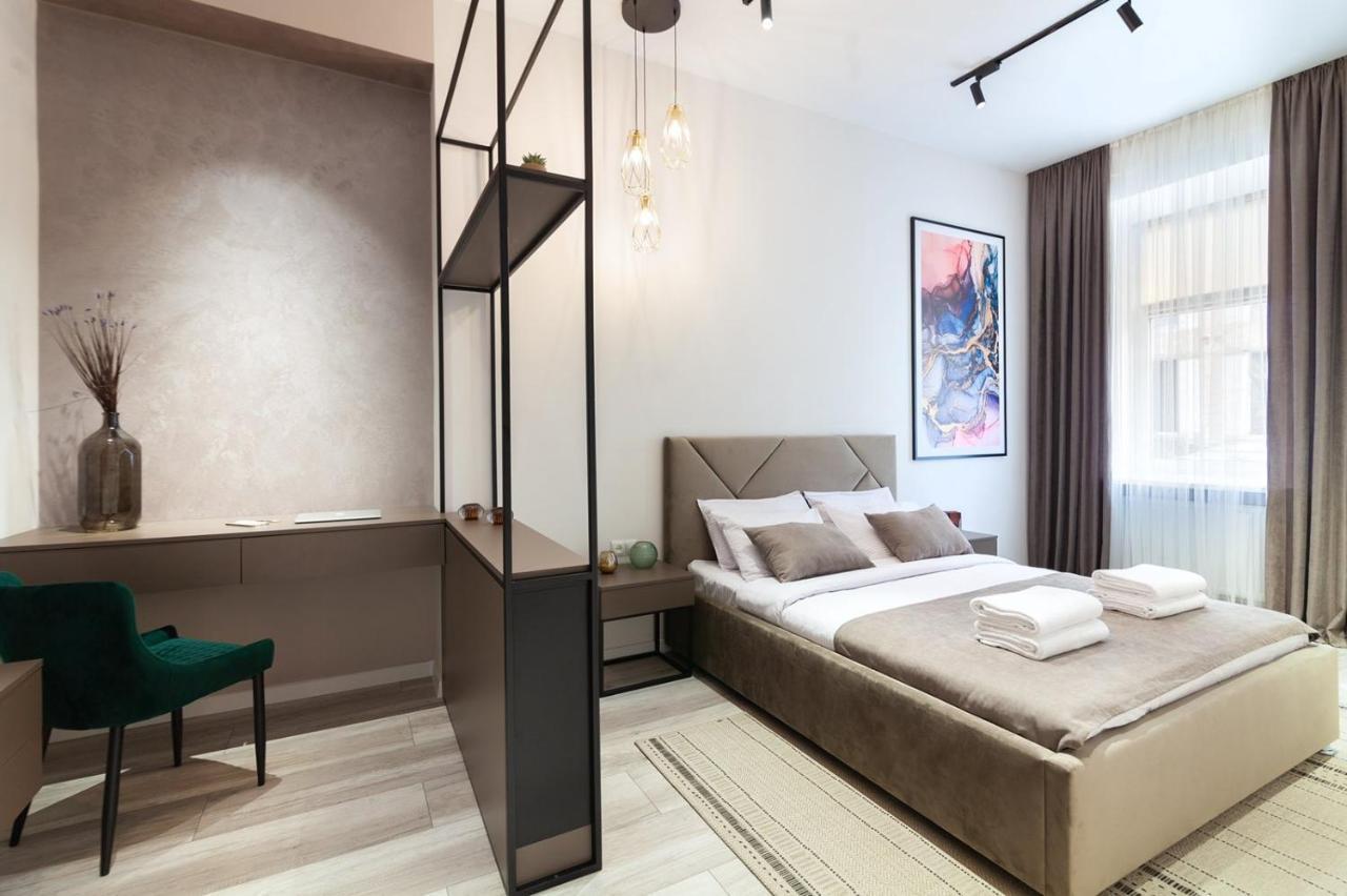 Avangard Franko* Art Apartment Lviv Exterior foto